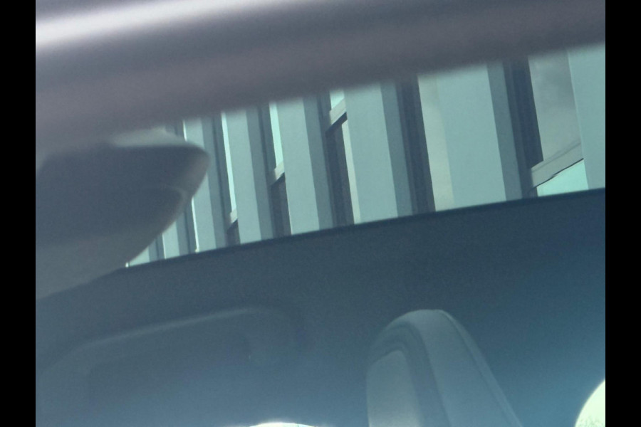 Polestar 2 Long Range Dual Motor 409 pk Launch Edition 78kWh, panoramadak, 20 inch, 1 e eigenaar, NL auto met nap