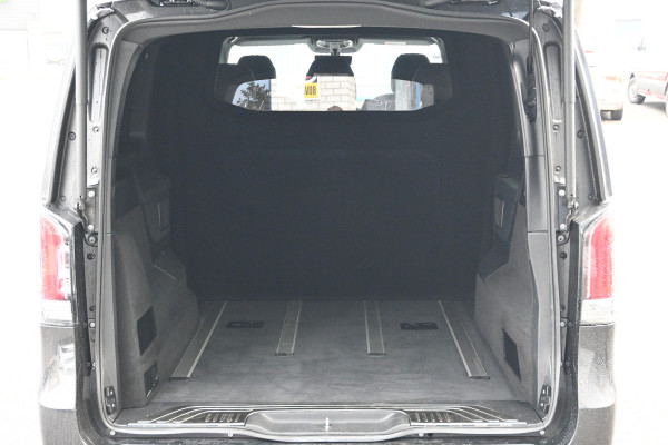 Mercedes-Benz V-Klasse 300d AMG L2 DC AMG pakket, Easy pakket, Winter pakket, Etc.