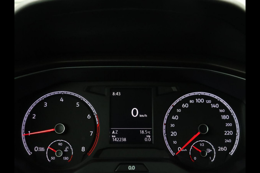 Volkswagen T-Roc 1.5 TSI Style | Panoramadak | Trekhaak | Full LED | Carplay | Adaptive cruise | Navigatie | Airco | Parkeerhulp | Bluetooth