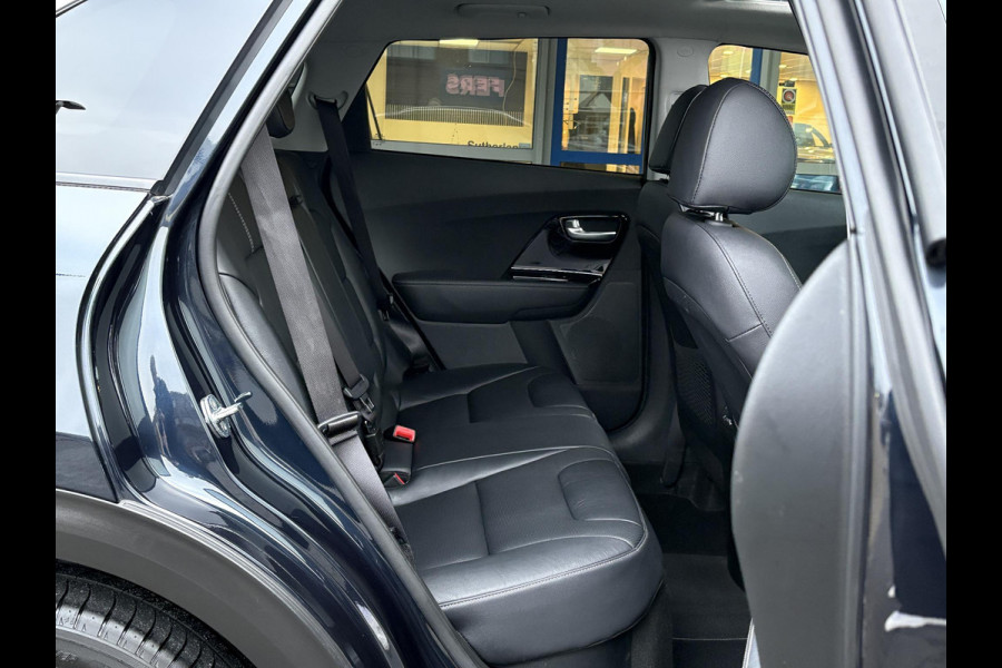 Kia Niro 1.6 GDi PHEV ExecutiveLine | Trekhaak | Leder | Schuifdak | Stoelverwarming/koeling |  Adaptive cruise control | JBL audio | Geheugenstoelen | Camera