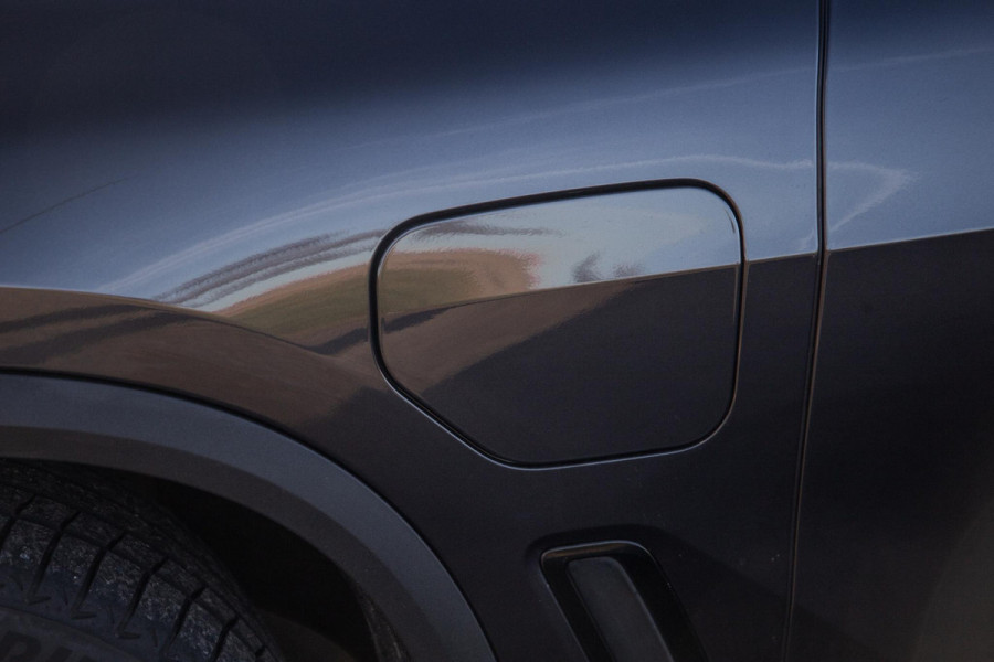 BMW X5 xDrive45e Executive LEER / DEALER ONDERHOUDEN / LUCHTVERING / CARPLAY / CAMERA