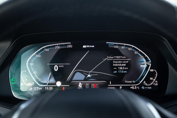 BMW X5 xDrive45e Executive LEER / DEALER ONDERHOUDEN / LUCHTVERING / CARPLAY / CAMERA