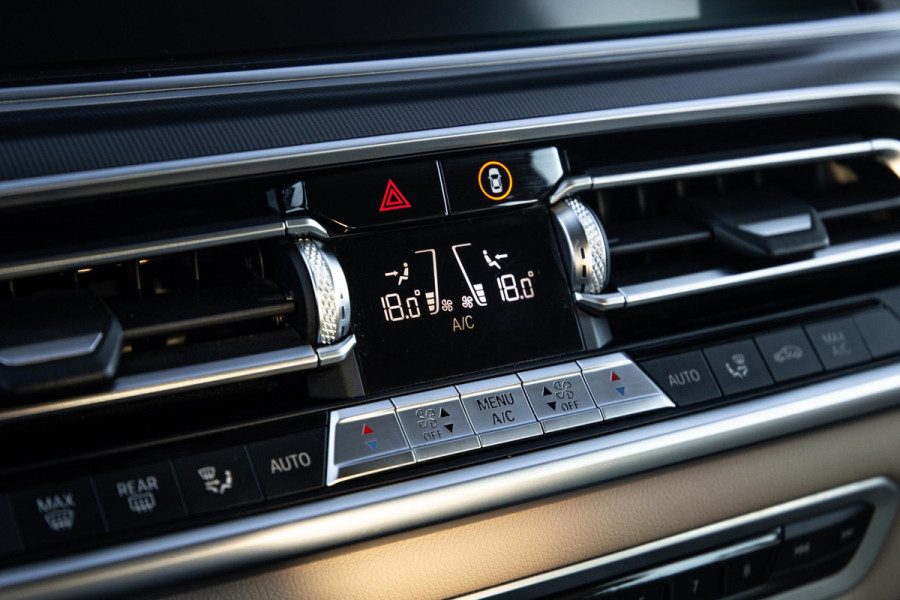 BMW X5 xDrive45e Executive LEER / DEALER ONDERHOUDEN / LUCHTVERING / CARPLAY / CAMERA