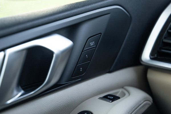 BMW X5 xDrive45e Executive LEER / DEALER ONDERHOUDEN / LUCHTVERING / CARPLAY / CAMERA