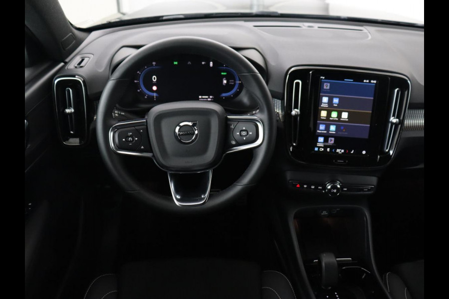 Volvo XC40 Recharge Plus | Trekhaak | Stoel & stuurverwarming | Warmtepomp | Adaptive cruise | Carplay | Navigatie | Camera | Leder/Alcantara | Full LED | DAB | Standkachel | Bluetooth | Climate control