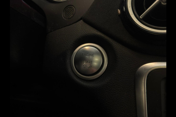 Mercedes-Benz GLA 200 AMG Edition 1 / Pano / Memory / NL-auto