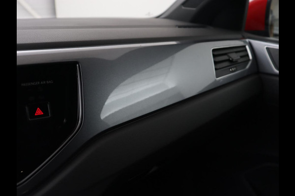 Volkswagen Polo 1.0 TSI Highline | Automaat | Camera | Virtual Cockpit | Keyless | Full LED | Climate control | Adaptive cruise | Navigatie | Side Assist | Regen-/lichtsensor | Parkeerhulp