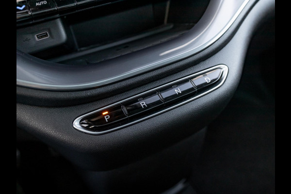 Fiat 500E 3+1 La Prima 42 kWh | 17% Bijtelling | Clima | Cruise | Leder | 17" | Priv Glass | Winter Pack | JBL Sound | BSM | Apple Carplay
