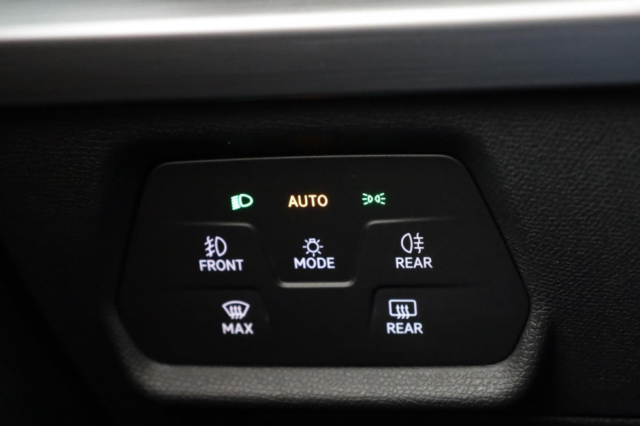 Seat Leon FR 1.0 TSI Hatchback 110 pk | Verlengde garantie | Navigatie via App | Parkeersensoren achter | Autom. airco (3 zones) | LED koplampen |