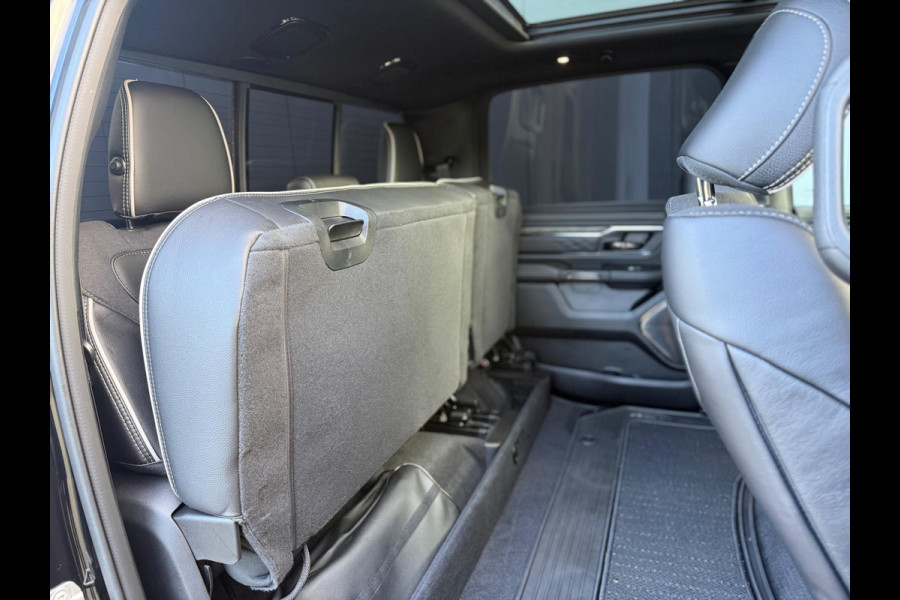 Dodge Ram 1500 3.0L SST H.O. 540PK Limited Night CrewCab 4x4 | 2025 model | Full Optie | Luchtvering | 360 camera |Massage