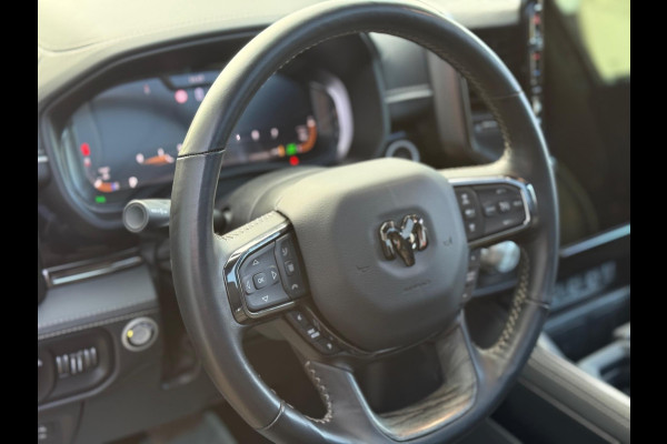 Dodge Ram 1500 3.0L SST H.O. 540PK Limited Night CrewCab 4x4 | 2025 model | Full Optie | Luchtvering | 360 camera |Massage