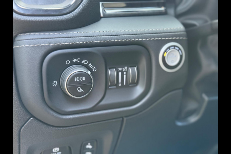 Dodge Ram 1500 3.0L SST H.O. 540PK Limited Night CrewCab 4x4 | 2025 model | Full Optie | Luchtvering | 360 camera |Massage