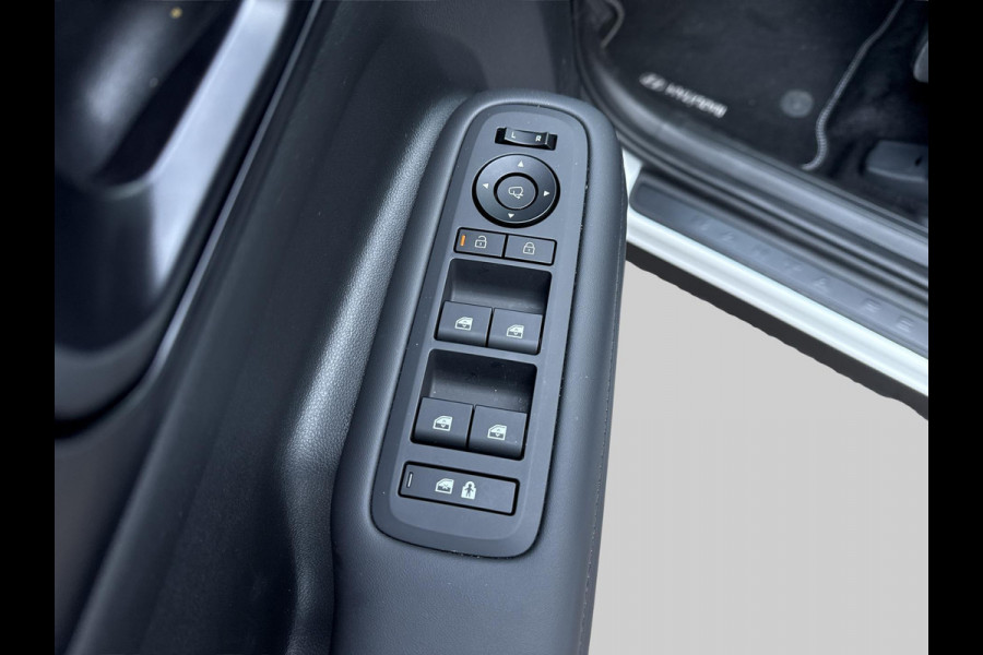 Hyundai Santa Fe 1.6 T-GDI PHEV Black Line 4WD 6p.