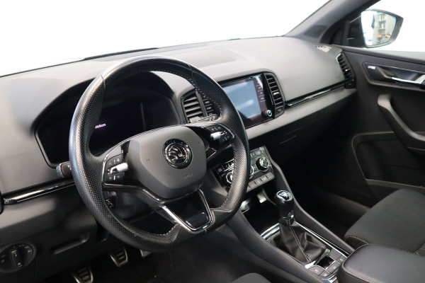 Škoda Karoq 1.5 TSI ACT Sportline Business Navi Camera 19'' ACC ECC Canton 24 maanden garantie mogelijk (*vraag naar de voorwaarden)