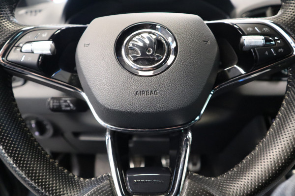 Škoda Karoq 1.5 TSI ACT Sportline Business Navi Camera 19'' ACC ECC Canton 24 maanden garantie mogelijk (*vraag naar de voorwaarden)