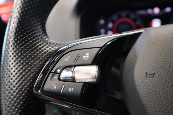 Škoda Karoq 1.5 TSI ACT Sportline Business Navi Camera 19'' ACC ECC Canton 24 maanden garantie mogelijk (*vraag naar de voorwaarden)