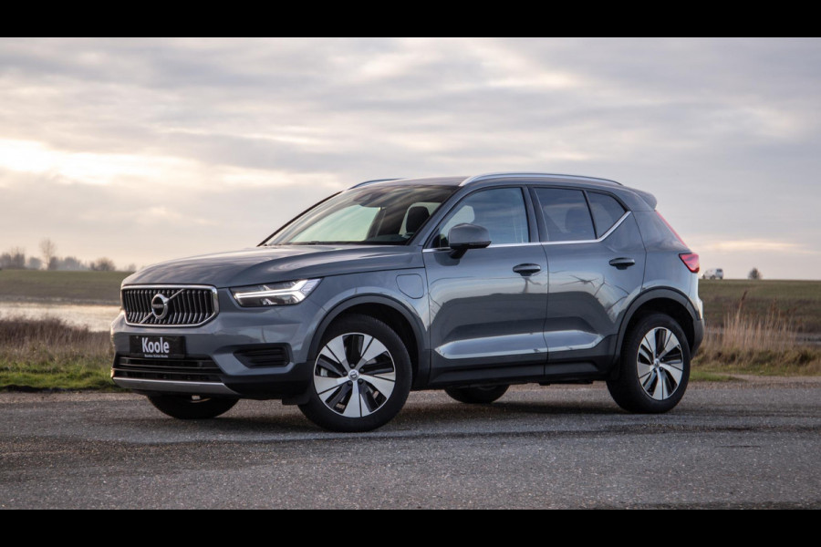 Volvo XC40 1.5 T4 Recharge Inscription Expression AUTOMAAT / PLUG IN HYBRID / NAVI / STOELVERWARMING / CAMERA