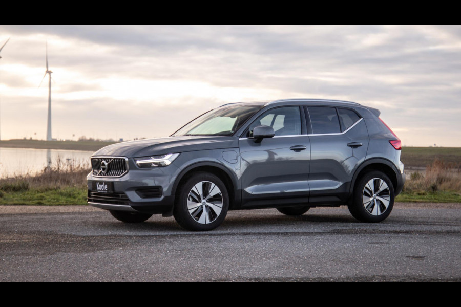 Volvo XC40 1.5 T4 Recharge Inscription Expression AUTOMAAT / PLUG IN HYBRID / NAVI / STOELVERWARMING / CAMERA