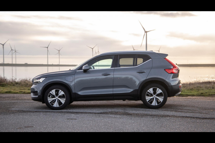 Volvo XC40 1.5 T4 Recharge Inscription Expression AUTOMAAT / PLUG IN HYBRID / NAVI / STOELVERWARMING / CAMERA