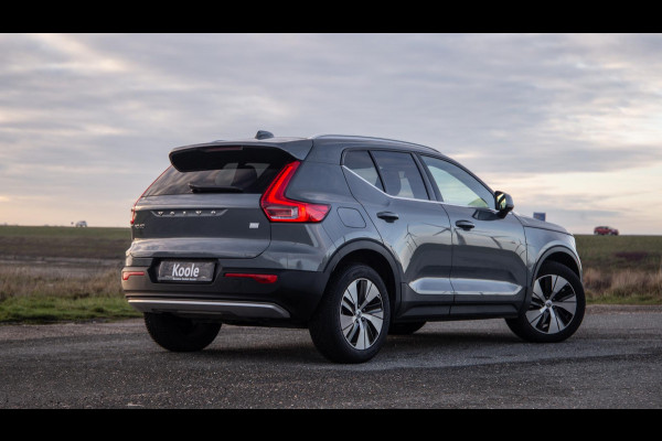 Volvo XC40 1.5 T4 Recharge Inscription Expression AUTOMAAT / PLUG IN HYBRID / NAVI / STOELVERWARMING / CAMERA