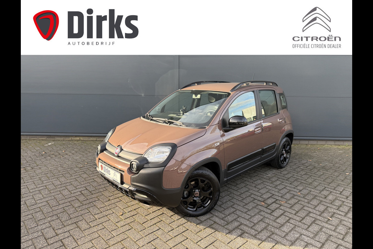 Fiat Panda 70pk Trussardi (Automatische Airco - Parkeersensoren - Lichtmetalen velgen 15" Zwart - Bluetooth - Dakrails - Trussardi Pack - D