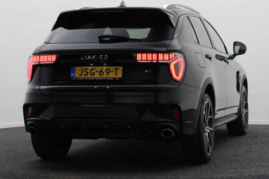 Lynk & Co 01 1.5 360° Camera, Panoramadak, ACC, Keyless, Navigatie, PDC, LED, 20''