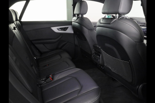 Audi Q8 55 TFSI e quattro Pro Line S 394pk | Panoramadak | Lederen bekleding | Head Up Display | Luchtvering | Trekhaak