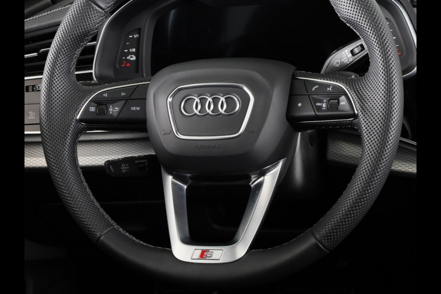 Audi Q8 55 TFSI e quattro Pro Line S 394pk | Panoramadak | Lederen bekleding | Head Up Display | Luchtvering | Trekhaak