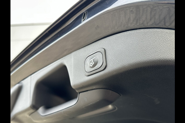 Ford FOCUS Wagon 1.0 EcoB. Tit. Bns AUTOMAAT! TREKHAAK! DESIGNPACK! COMFORT STOEL