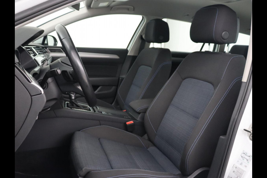 Volkswagen Passat 1.4 TSI PHEV GTE | Stoelverwarming | Virtual Cockpit | Adaptive cruise | Massage | Matrix LED | Camera | Memory | Carplay | Navigatie | Plug In