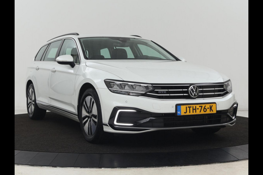 Volkswagen Passat 1.4 TSI PHEV GTE | Stoelverwarming | Virtual Cockpit | Adaptive cruise | Massage | Matrix LED | Camera | Memory | Carplay | Navigatie | Plug In