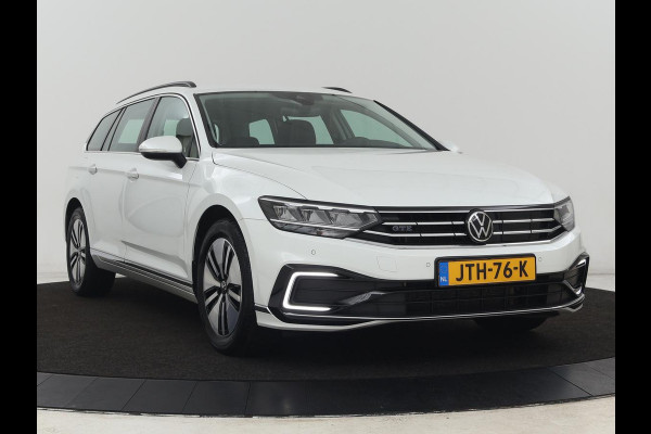 Volkswagen Passat 1.4 TSI PHEV GTE | Stoelverwarming | Virtual Cockpit | Adaptive cruise | Massage | Matrix LED | Camera | Memory | Carplay | Navigatie | Plug In