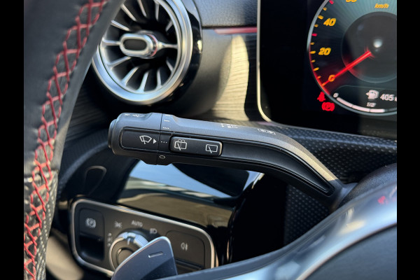 Mercedes-Benz A-Klasse 180 Business Solution Automaat / AMG styling / 18"LM / LED / Navi / Camera