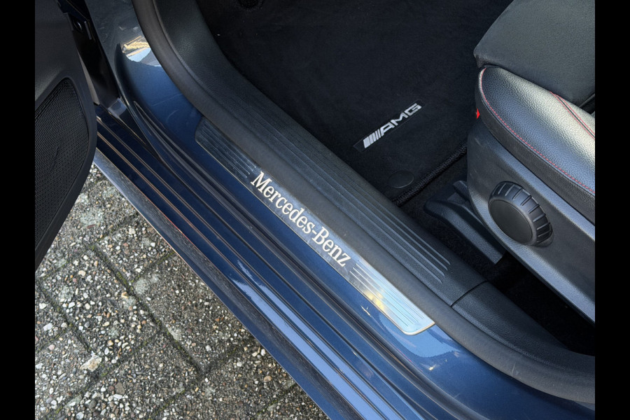 Mercedes-Benz A-Klasse 180 Business Solution Automaat / AMG styling / 18"LM / LED / Navi / Camera