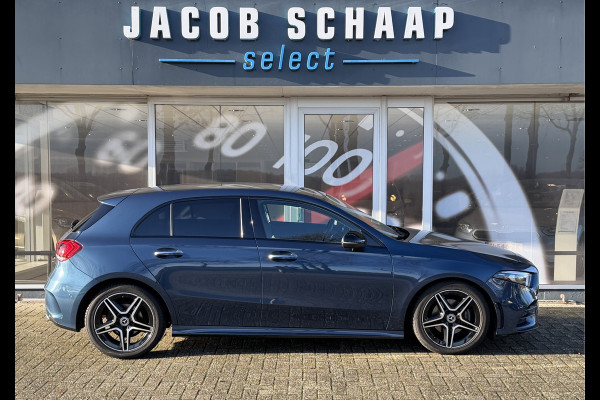 Mercedes-Benz A-Klasse 180 Business Solution Automaat / AMG styling / 18"LM / LED / Navi / Camera