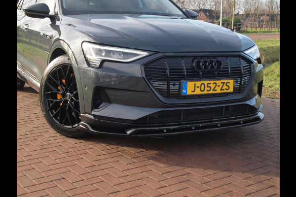 Audi e-tron 55 quattro Business edition 95 kWh | 21 Inch | Camera | Apple Carplay | Sfeerverlichting | Stoelmemory |