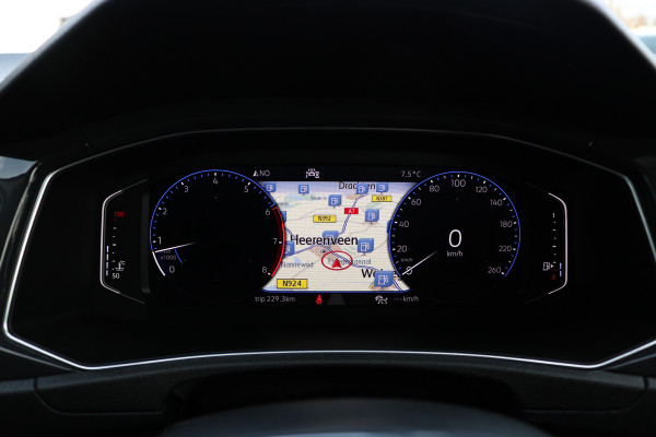 Volkswagen T-Roc 1.5 TSI Sport Xenon Led Virtuel cockpit Navi Pdc Bj:2020