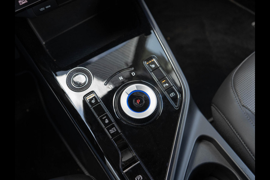 Kia Niro 1.6 GDi Hybrid DynamicPlusLine | HUD | Stoel en stuurverwarming | Schuifkanteldak