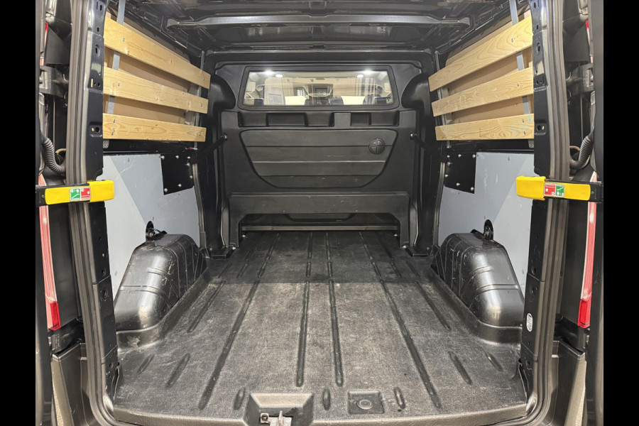 Ford Transit Custom 320 2.0 TDCI L2H1 170PK Sport Dubbele Cabine Aut. Airco ACC Bluetooth Navi Trekhaak