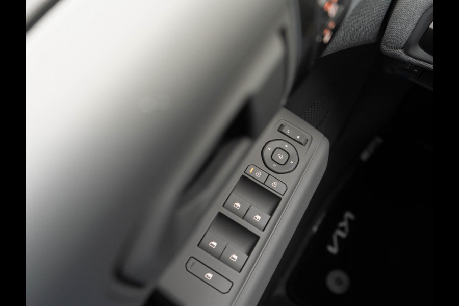Kia EV3 Plus Advanced 81.4 kWh | Schuifkanteldak | Harman en kardon | Dode hoek assistentie