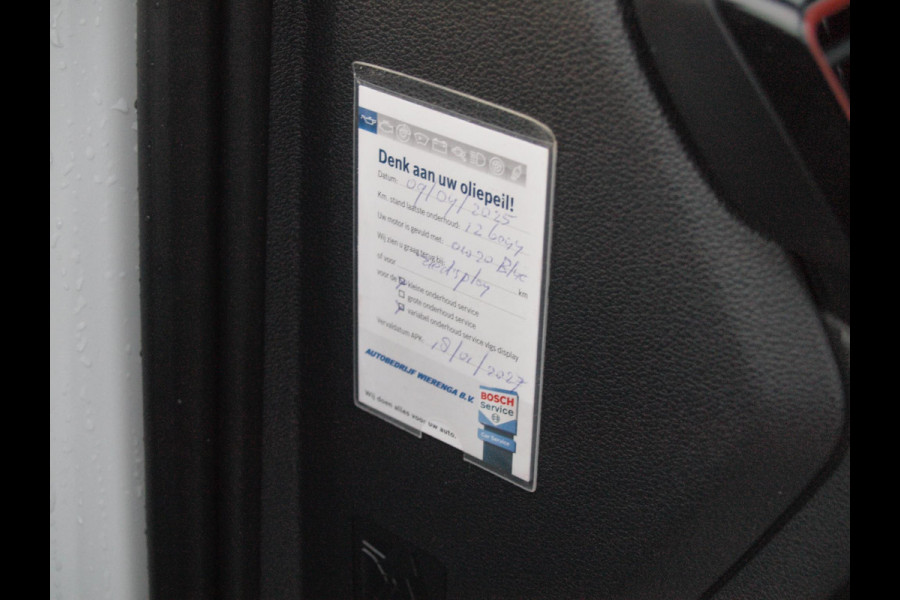 Škoda SCALA 1.0 TSI Sport Business | Apple Carplay | Trekhaak | Parkeensensoren | Sportstoelen | NL-Auto |