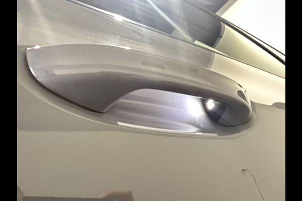 Volkswagen ID.3 Pro 58 kWh "18 inch Lichtmetalen Velgen | Zwart dak | Parkeersensoren