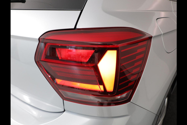 Volkswagen Polo 1.0 TSI Comfortline 95 pk | Navigatie | Parkeersensoren | Adaptieve cruise control | Apple Carplay/Android Auto |