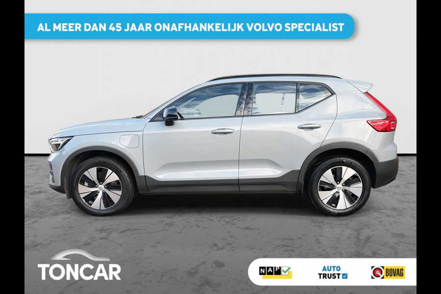 Volvo XC40 1.5 T4 Plug-in hybrid Plus Dark SOH 98% | Lage km stand | HK audio | 360° Camera | Trekhaak | Pilot- Park Assist