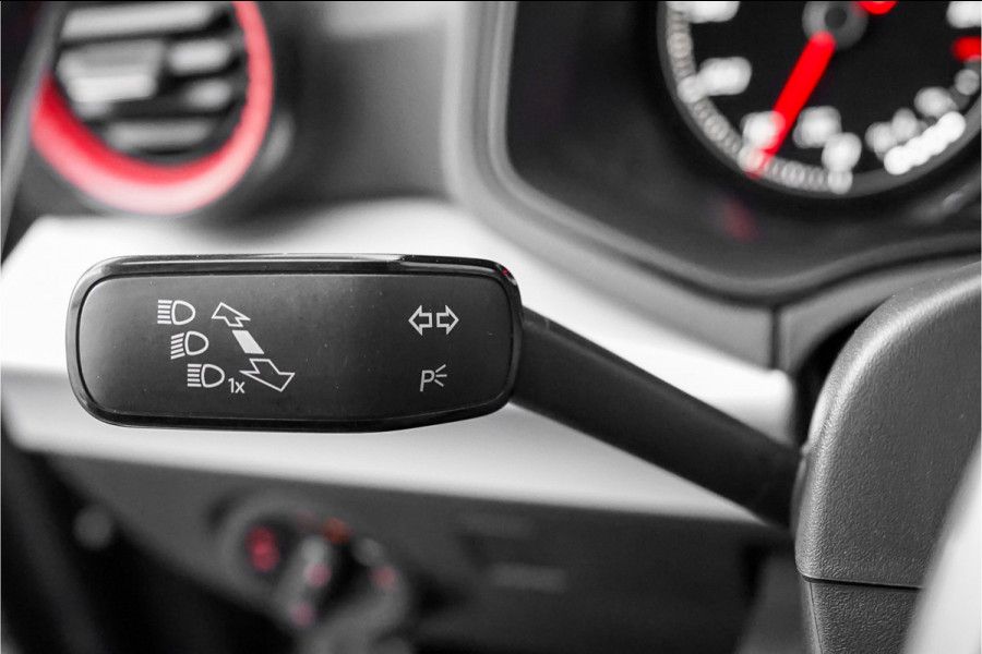Seat Arona 1.0 TSI FR Business Intense Plus LED Camer Comfortstoel Stoelverw