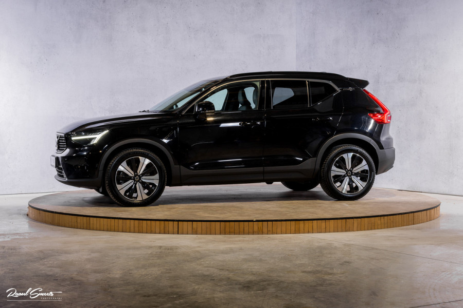 Volvo XC40 1.5 T5 Plug-in hybrid Ultimate Dark | Panorama dak | Adaptieve cruise | Blis | Memory | Harman Kardon |