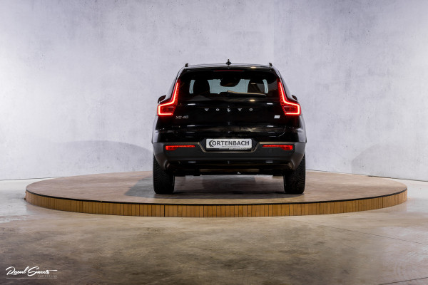Volvo XC40 1.5 T5 Plug-in hybrid Ultimate Dark | Panorama dak | Adaptieve cruise | Blis | Memory | Harman Kardon |