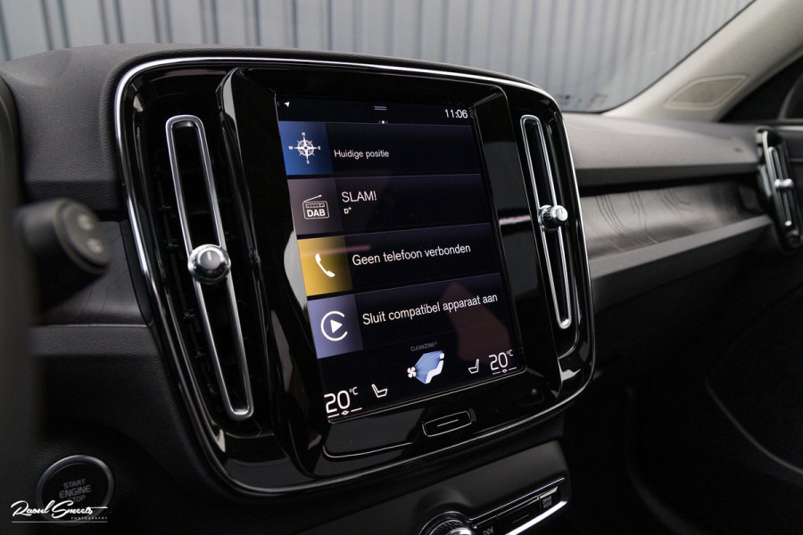 Volvo XC40 1.5 T5 Plug-in hybrid Ultimate Dark | Panorama dak | Adaptieve cruise | Blis | Memory | Harman Kardon |