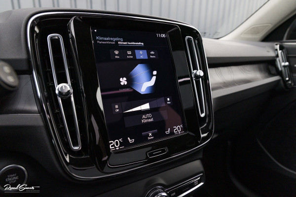 Volvo XC40 1.5 T5 Plug-in hybrid Ultimate Dark | Panorama dak | Adaptieve cruise | Blis | Memory | Harman Kardon |