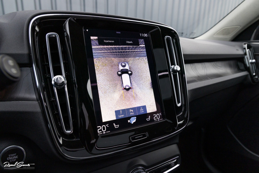 Volvo XC40 1.5 T5 Plug-in hybrid Ultimate Dark | Panorama dak | Adaptieve cruise | Blis | Memory | Harman Kardon |